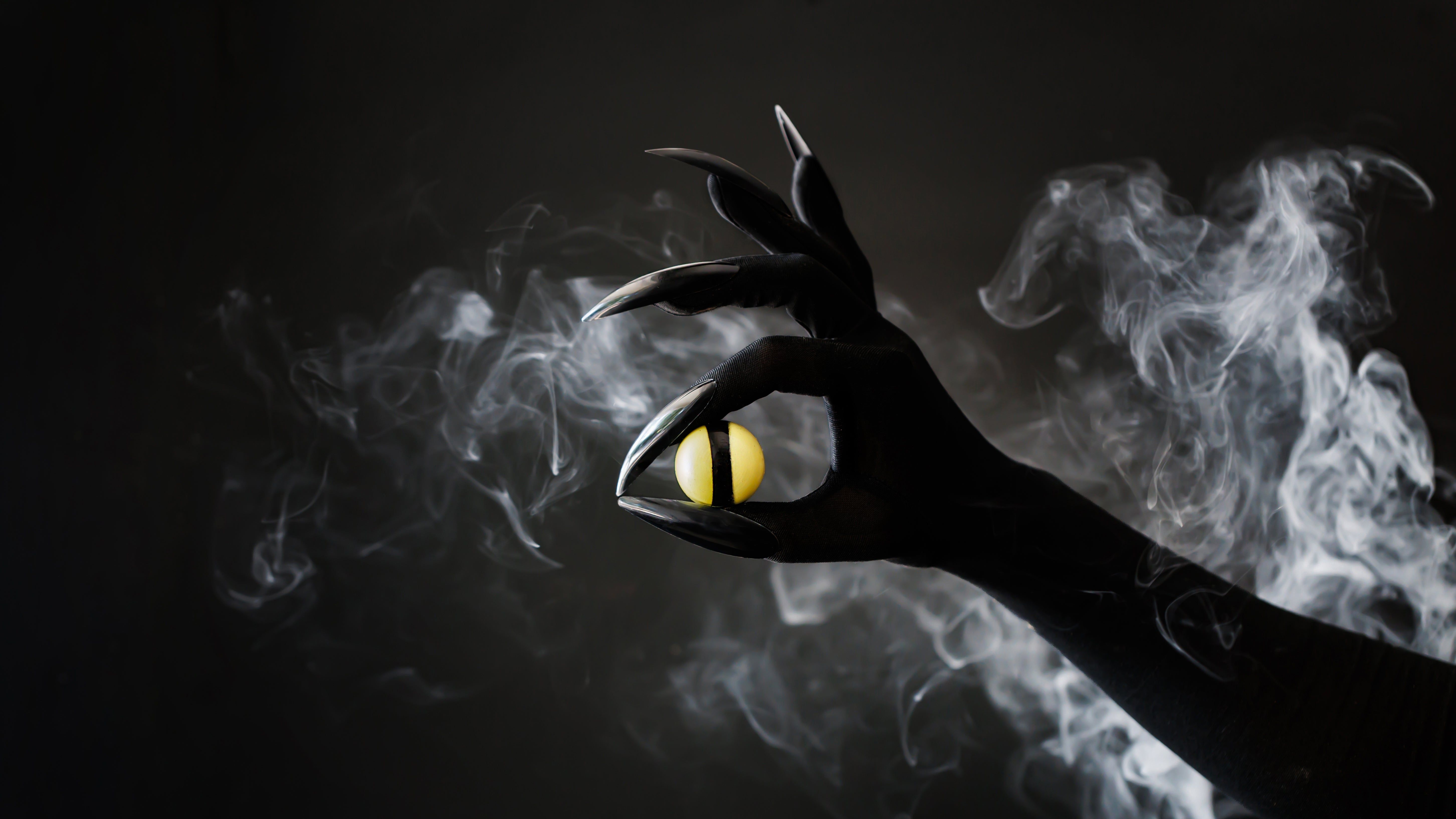 5810x3269 Halloween
