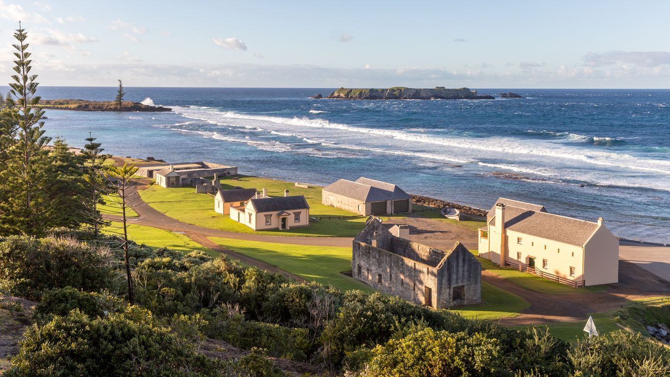 1366x768 Norfolk Island vacation packages