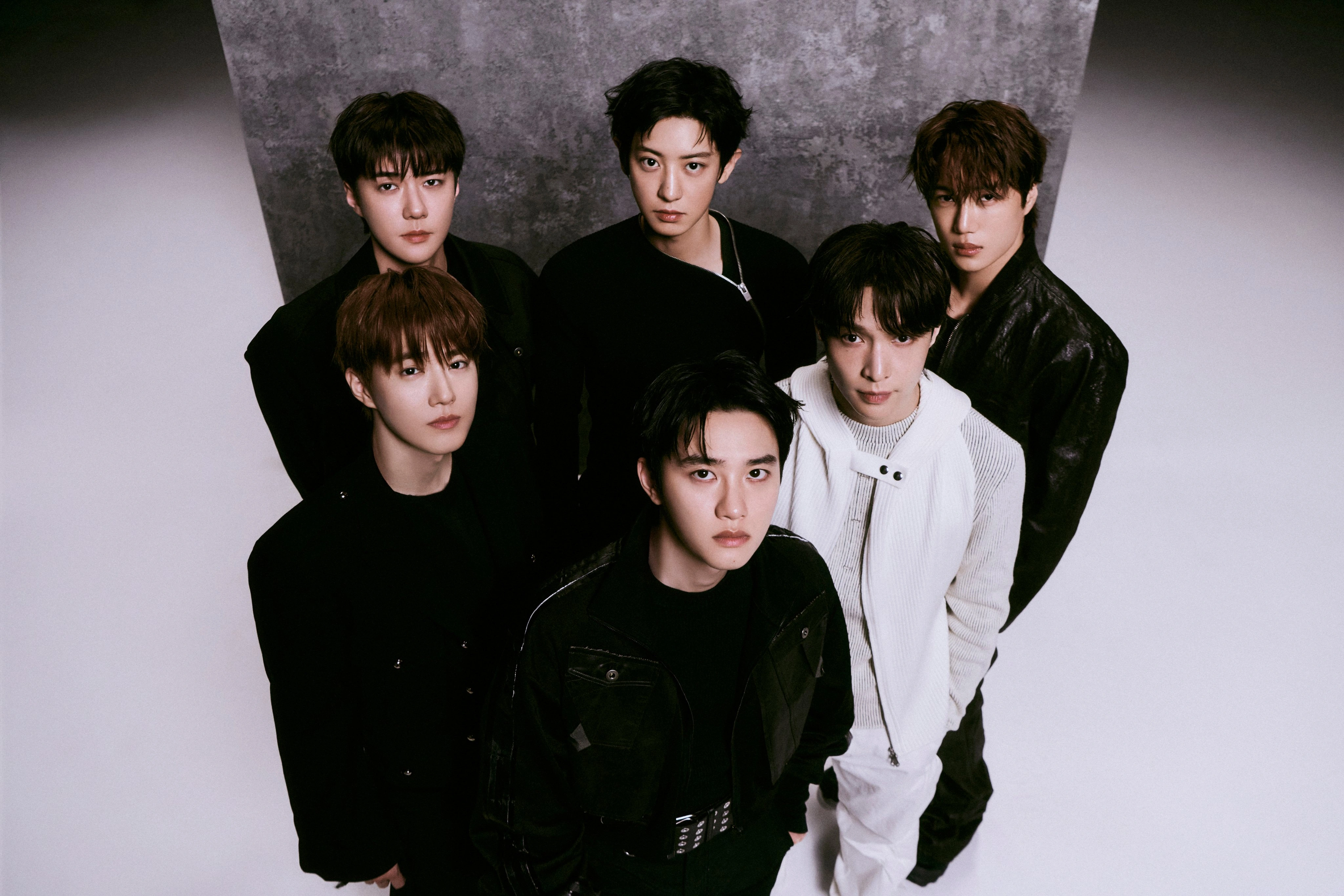 4096x2731 EXO