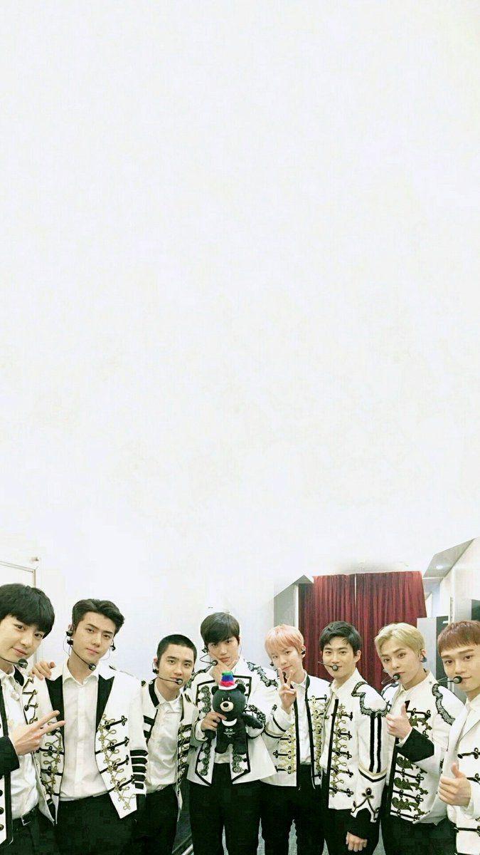 675x1200 EXO 2018 Wallpaper