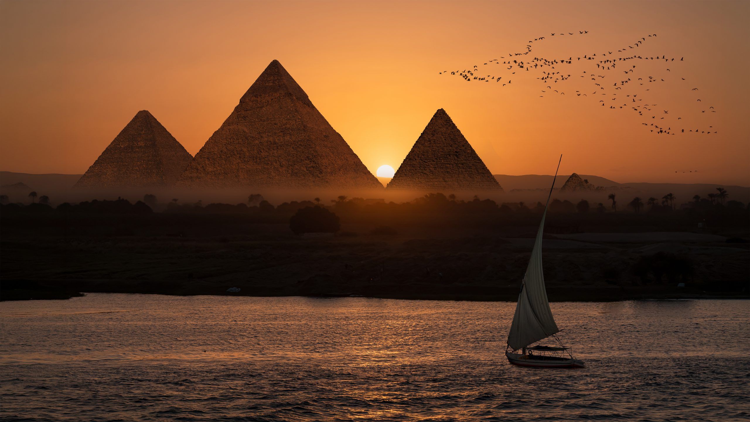 2560x1440 Cruising the Nile River in Egypt on a Traditional Dahabiya