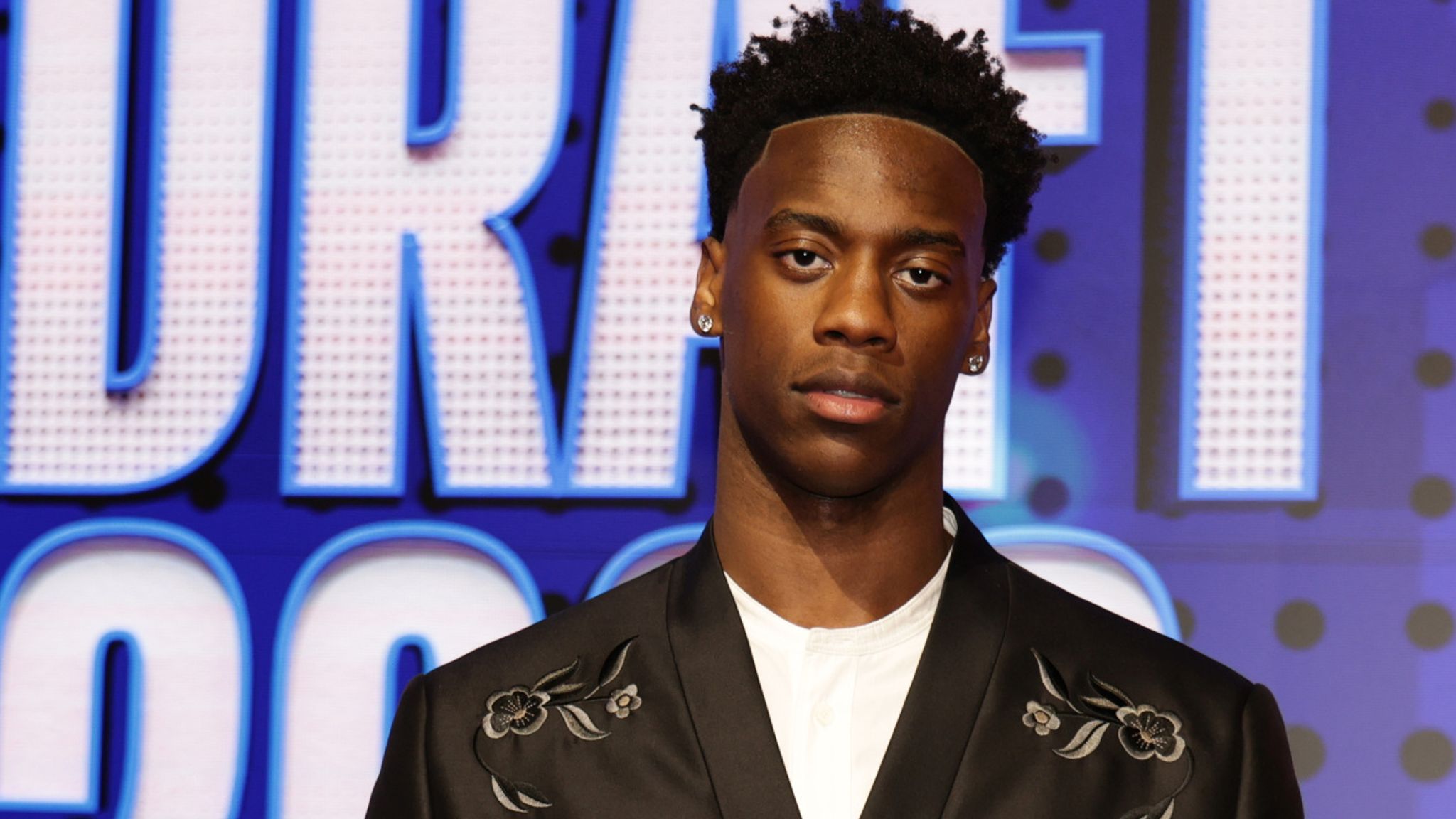 2048x1152 NBA draft: AJ Dybantsa selected by Washington Wizards as No 1 pick as Darryn Peterson goes to Utah Jazz