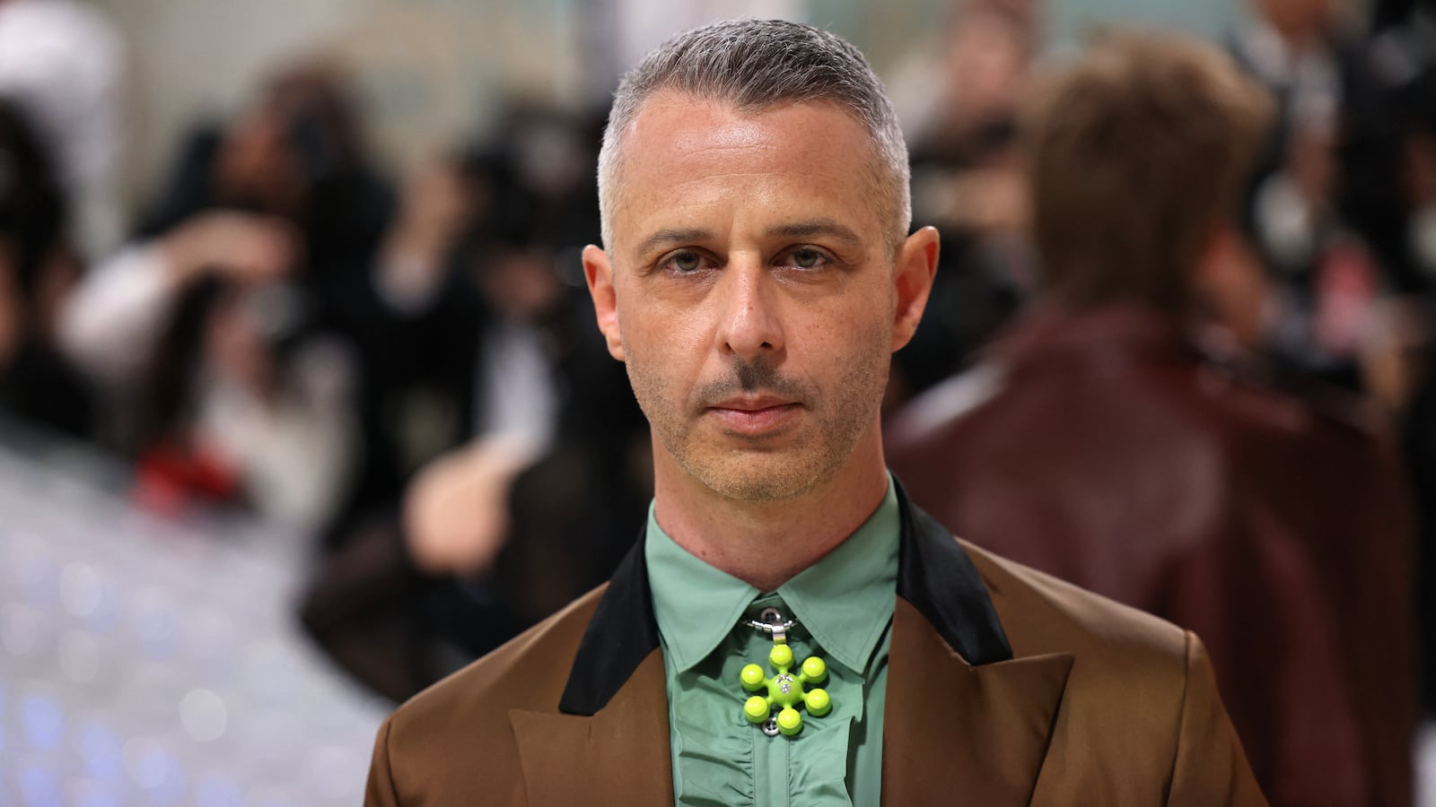 1600x900 Succession' Star Jeremy Strong Heads to Broadway for 'An Enemy of the People'