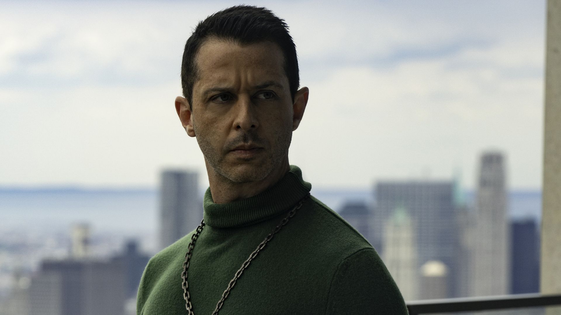 1920x1080 It seems Jeremy Strong never breaks character