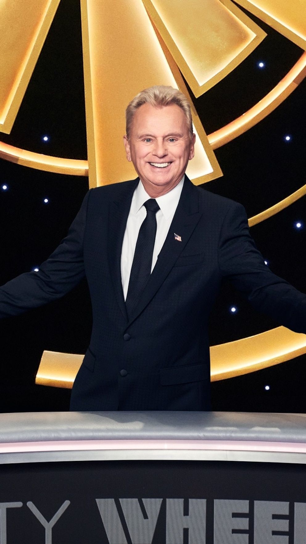 992x1763 Here's how Pat Sajak signed off his final 'Wheel of Fortune' episode