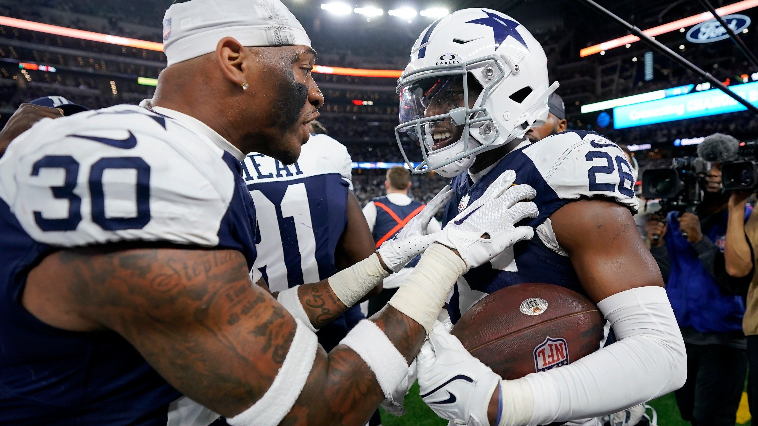 2560x1440 Cowboys' DaRon Bland Stands Alone With Most Pick 6s In NFL Season With 5