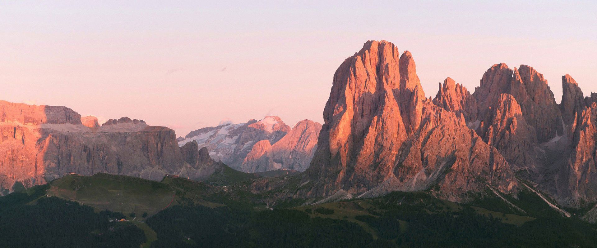 1920x800 Natural attractions. The beauty of nature in South Tyrol