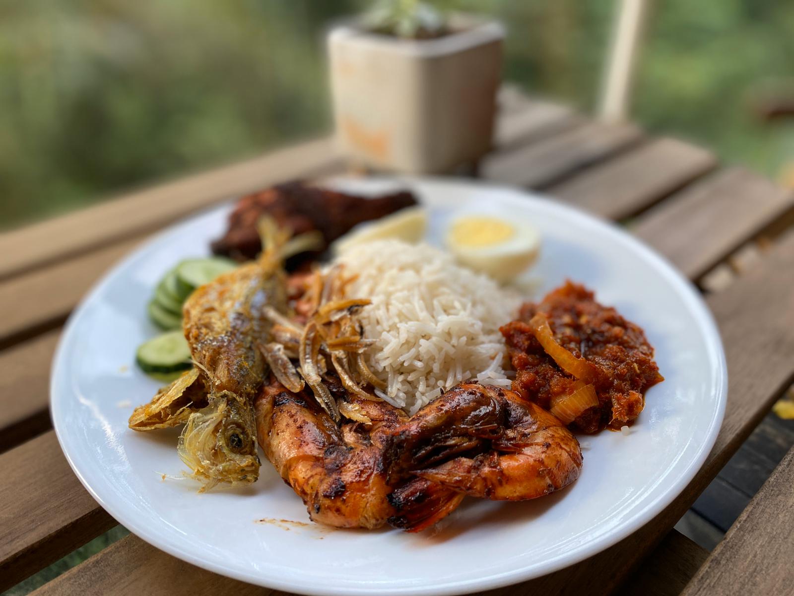 1600x1200 A basic and delicious Nasi Lemak recipe Food Canon