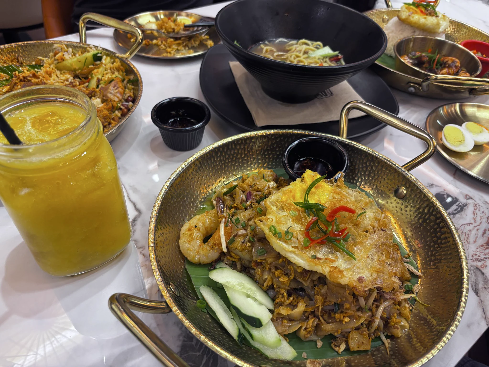2048x1536 KojiPSaito on X: Lunch in Kuala Lumpur