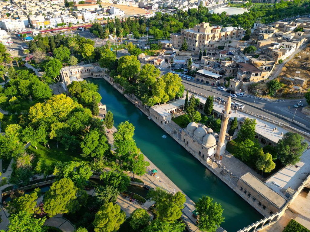 1024x768 Şanlıurfa'nın Neyi Meşhur? Nezih Bir Seyahat için 11 Sebep