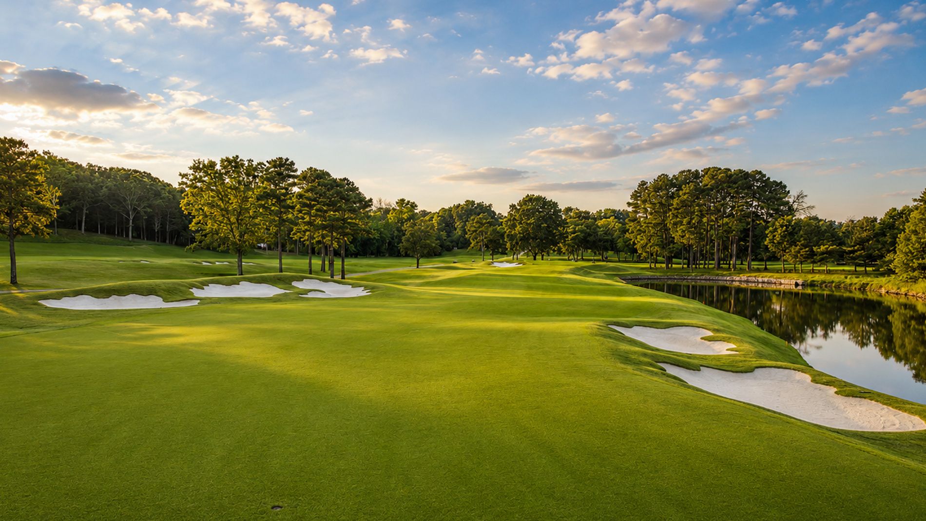 1900x1068 Carmel Country Club: Never standing still