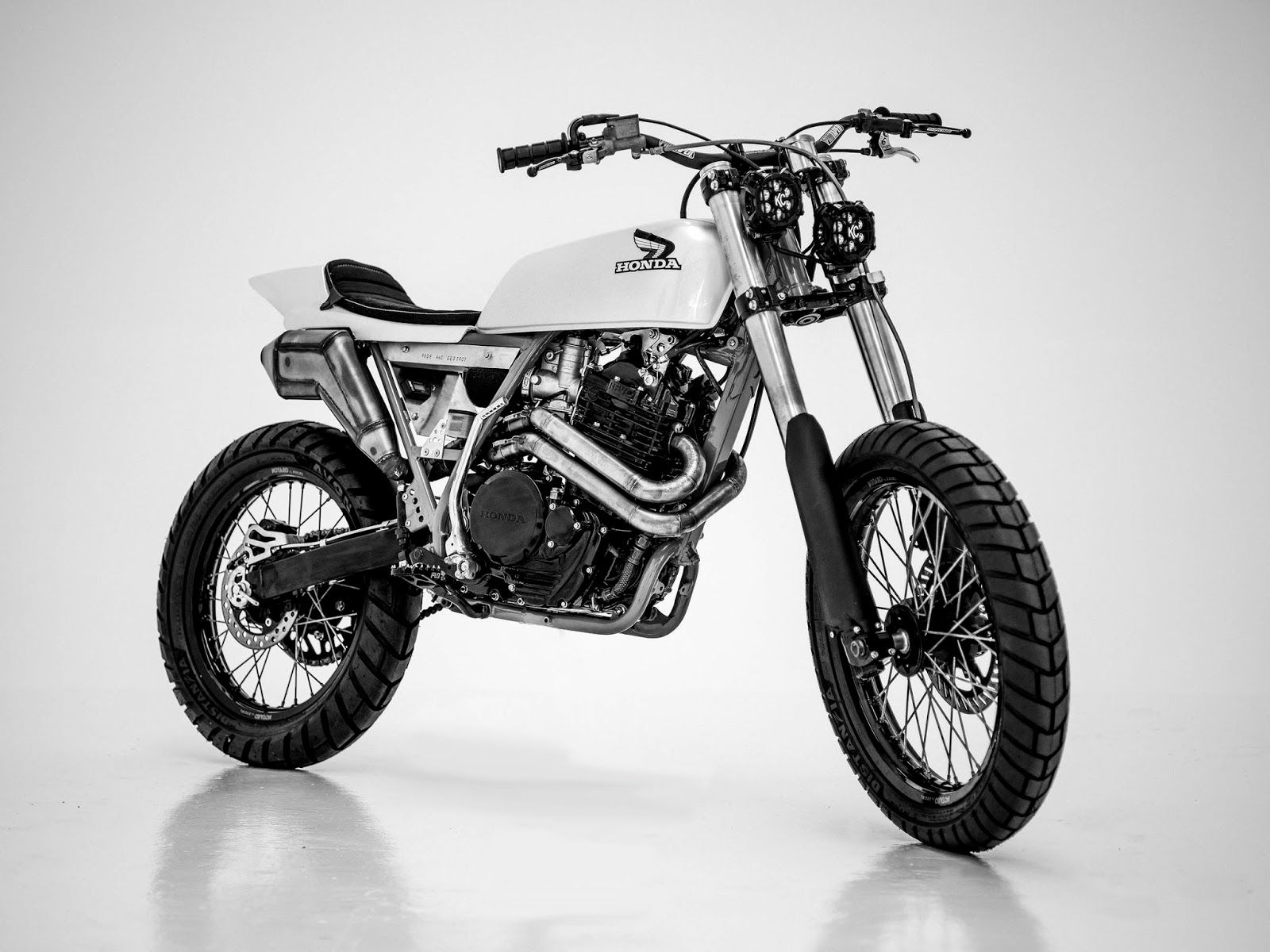 1600x1200 Honda XR600 Tracker by Herencia Custom Garage