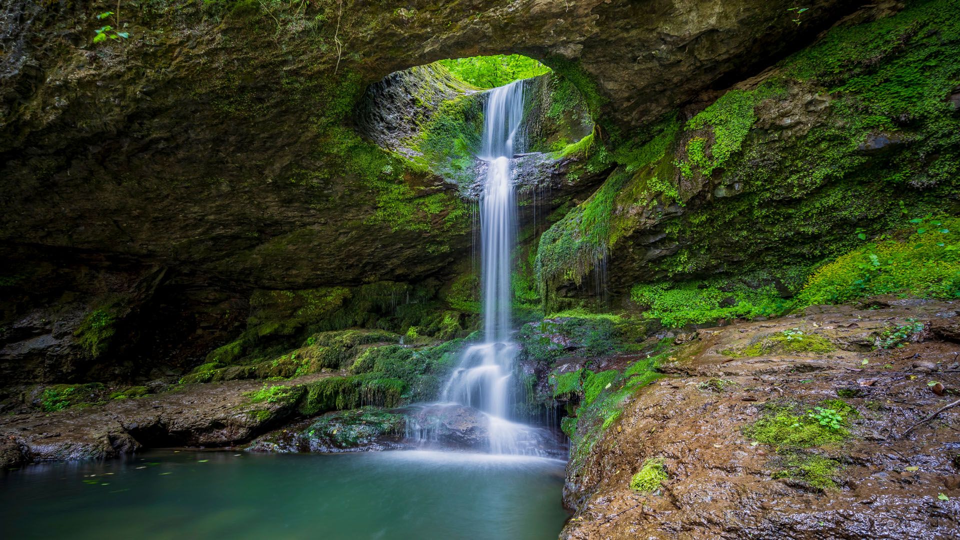1920x1080 Fascinating waterfall in the forest, Deliklikaya Waterfall, Murgul district of Artvin, Turkey. Windows Spotlight Image