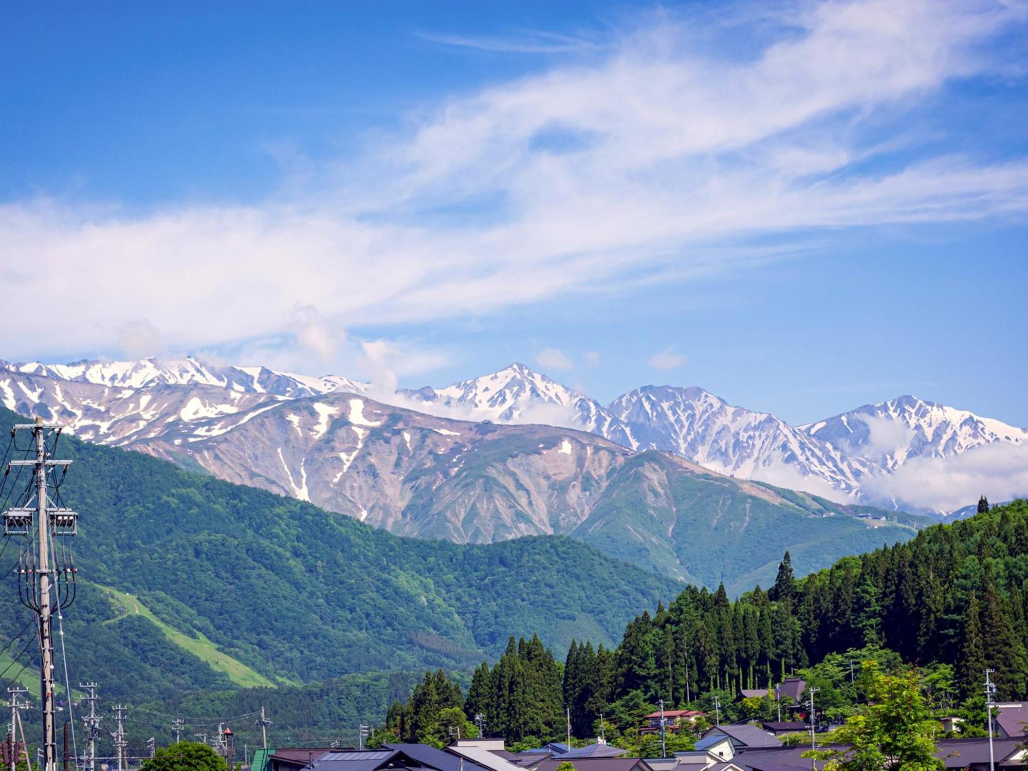 2000x1500 OBERGURGL GUEST HOUSE. HAKUBA, JAPAN. SEASON DEALS FROM $173
