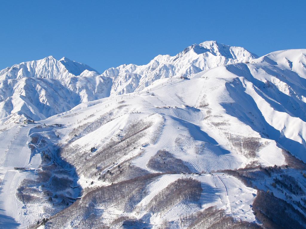 1024x768 Japan ski resort Hakuba Valley: Happo One, Hakuba Goryu. escape.news.com.au