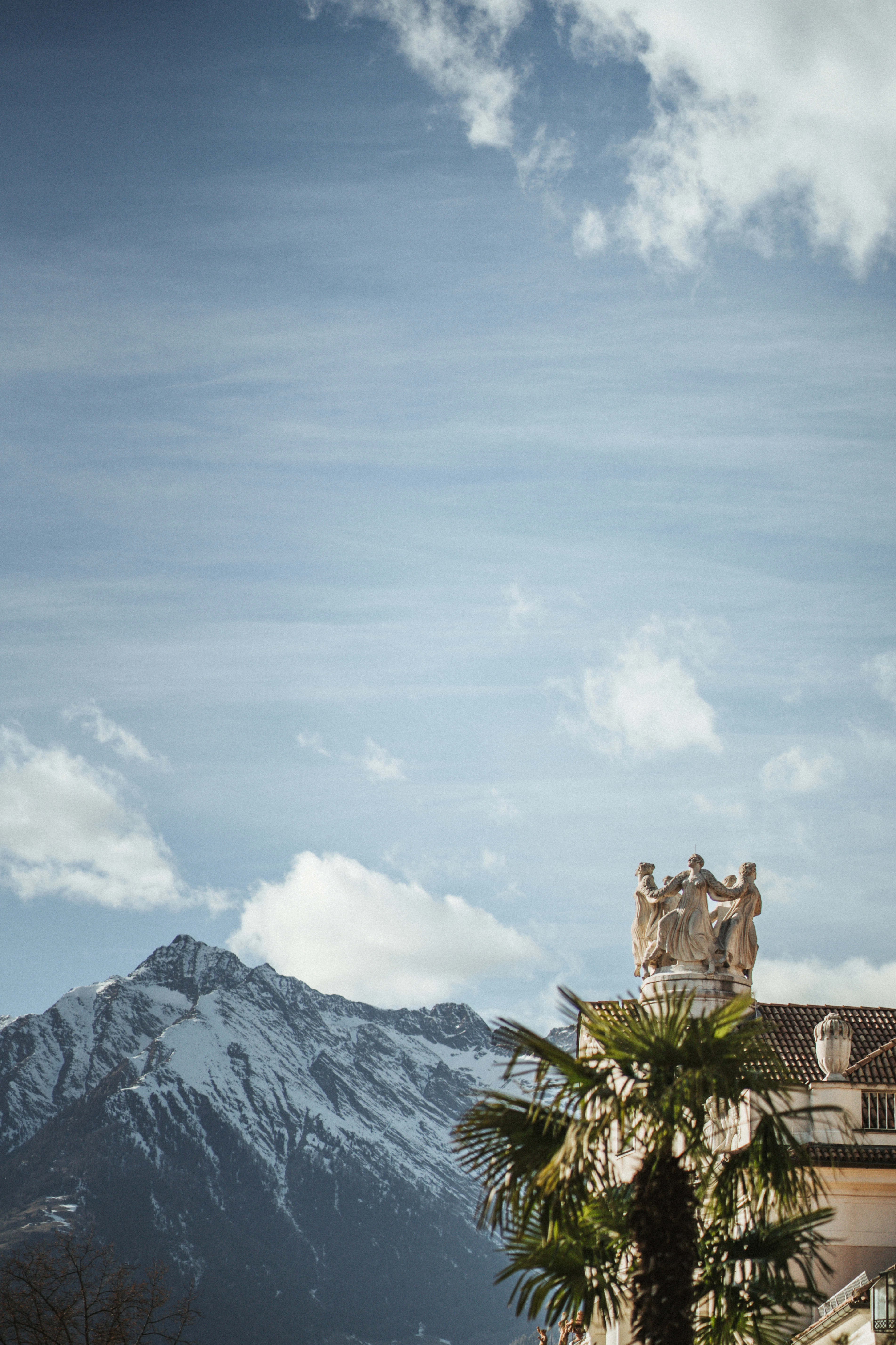 3806x5709 A Guide to Merano L I N I U S