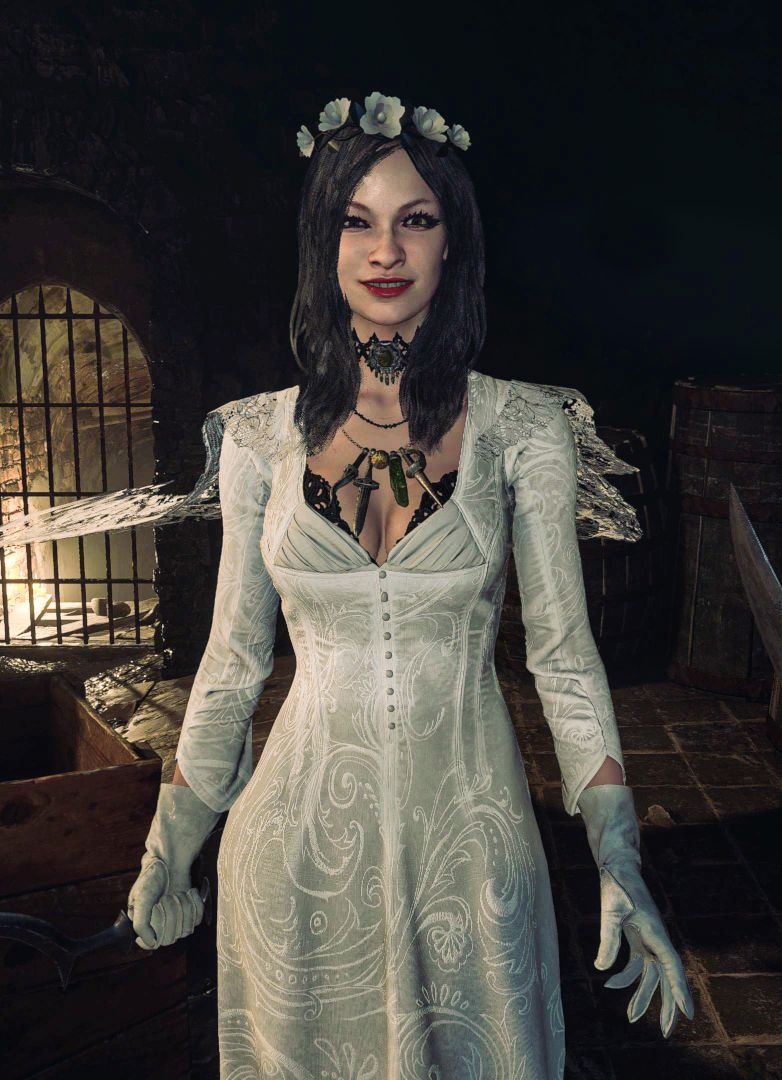 782x1080 Cassandra Dimitrescu