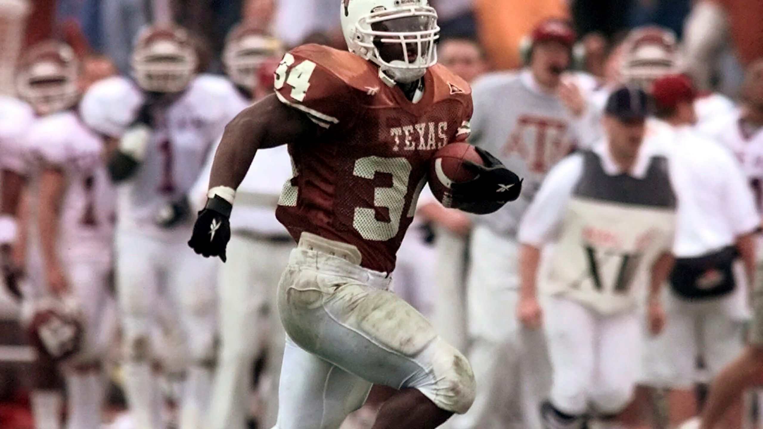 2560x1440 Missing ingredient: Horns and Aggies renew storied and bitter rivalry after more than a decade
