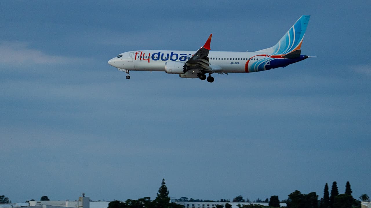 1280x720 FlyDubai's rapid growth under scrutiny after pilot crash attempt