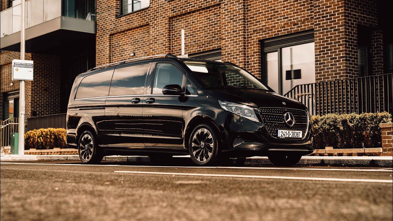 1280x720 Mercedes V Class Luxury Commercial Van