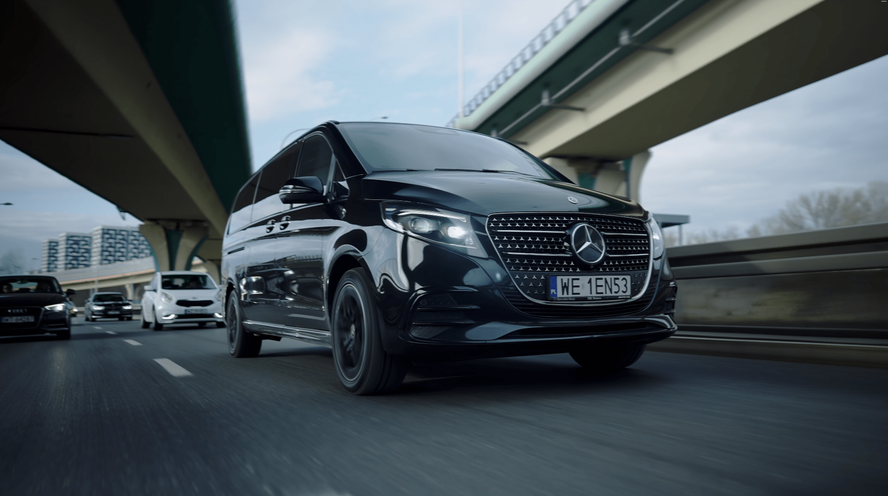 1725x965 Mercedes V Exclusive Car Rental with a Driver