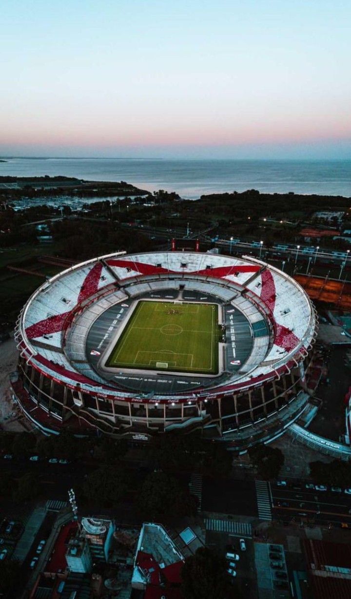 720x1229 Monumental♥️