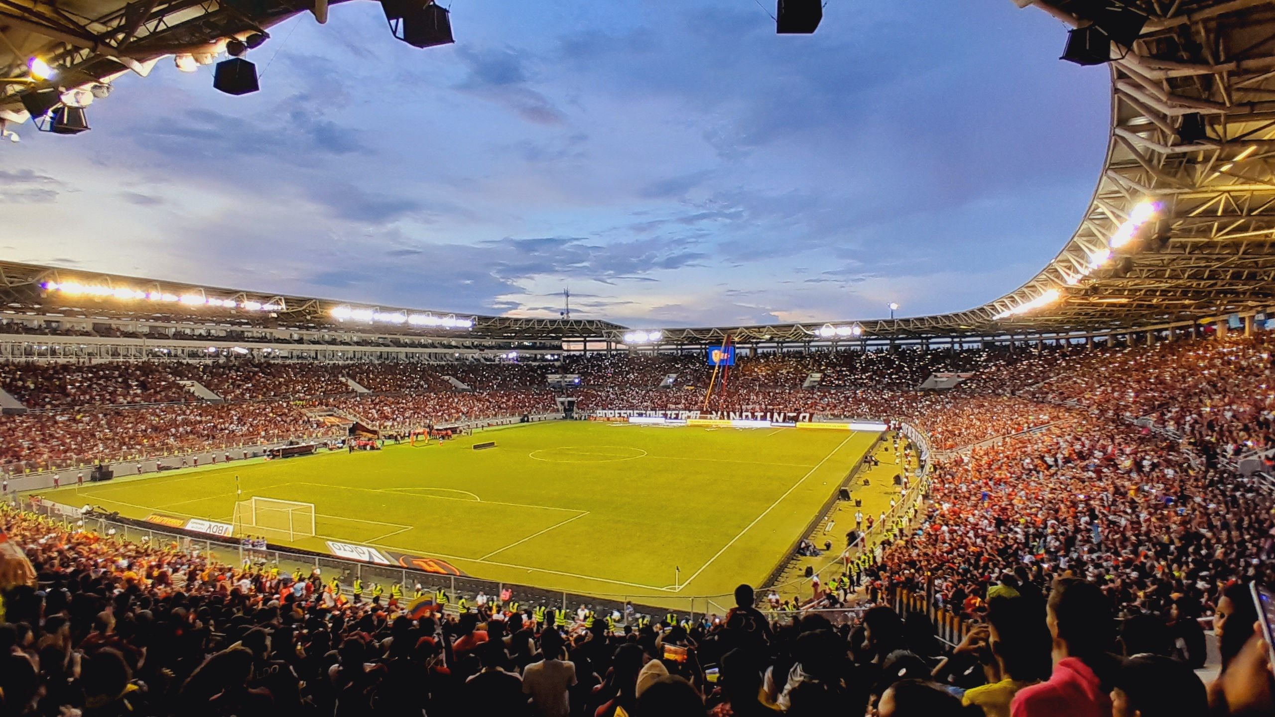 2560x1440 Estadio Monumental de Maturín