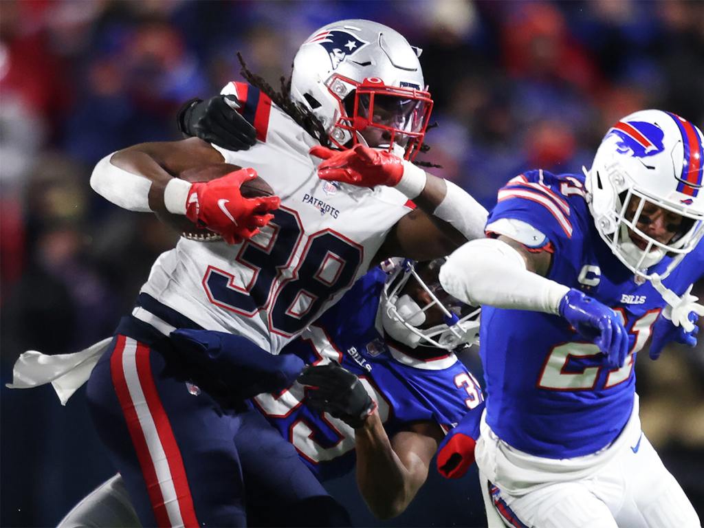 1024x768 Patriots' Rhamondre Stevenson looks to build on strong rookie campaign.5 The Sports Hub's Home For Sports