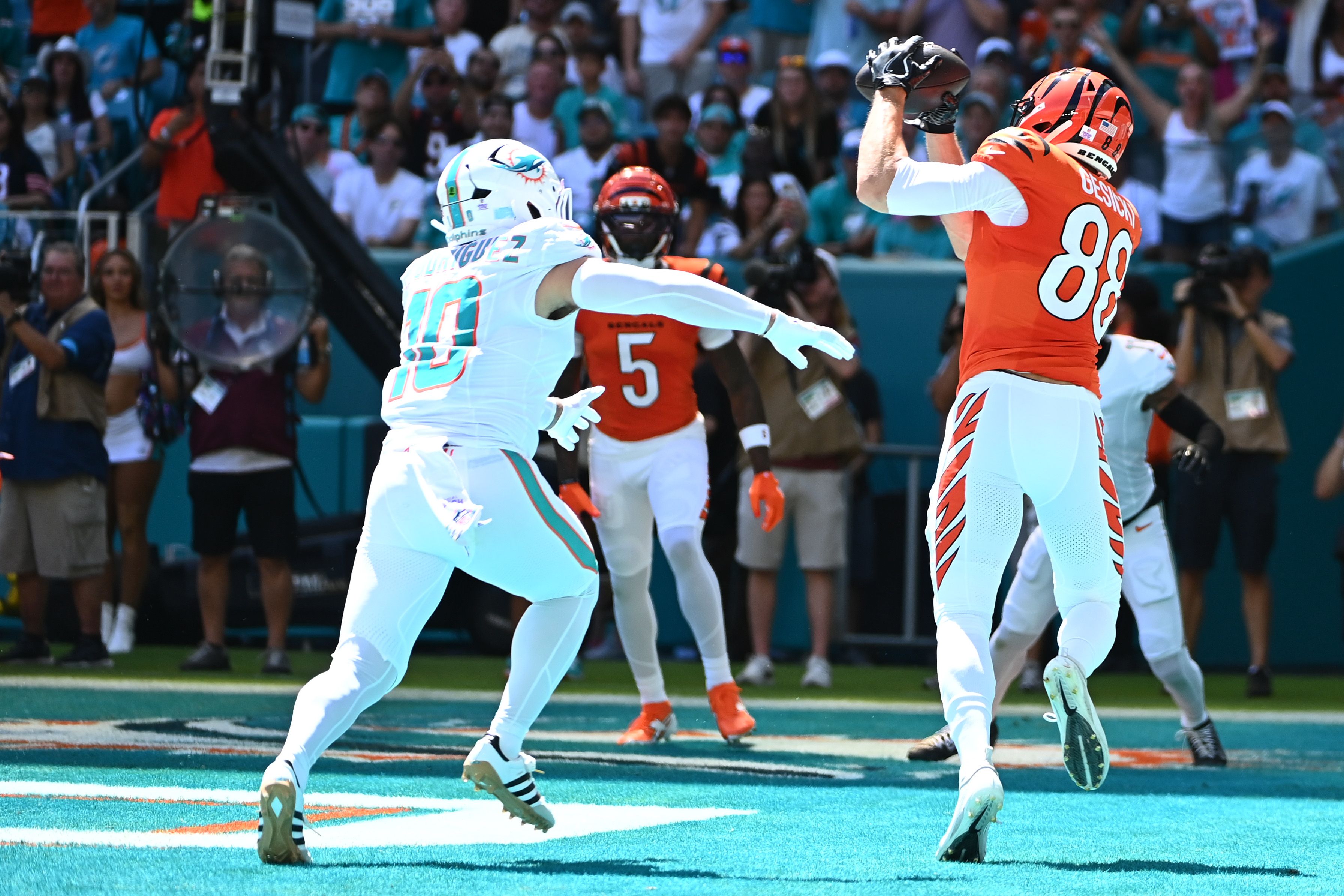 3585x2390 Dolphins Fall To 0 5 After Loss To Bengals, Joe Burrow