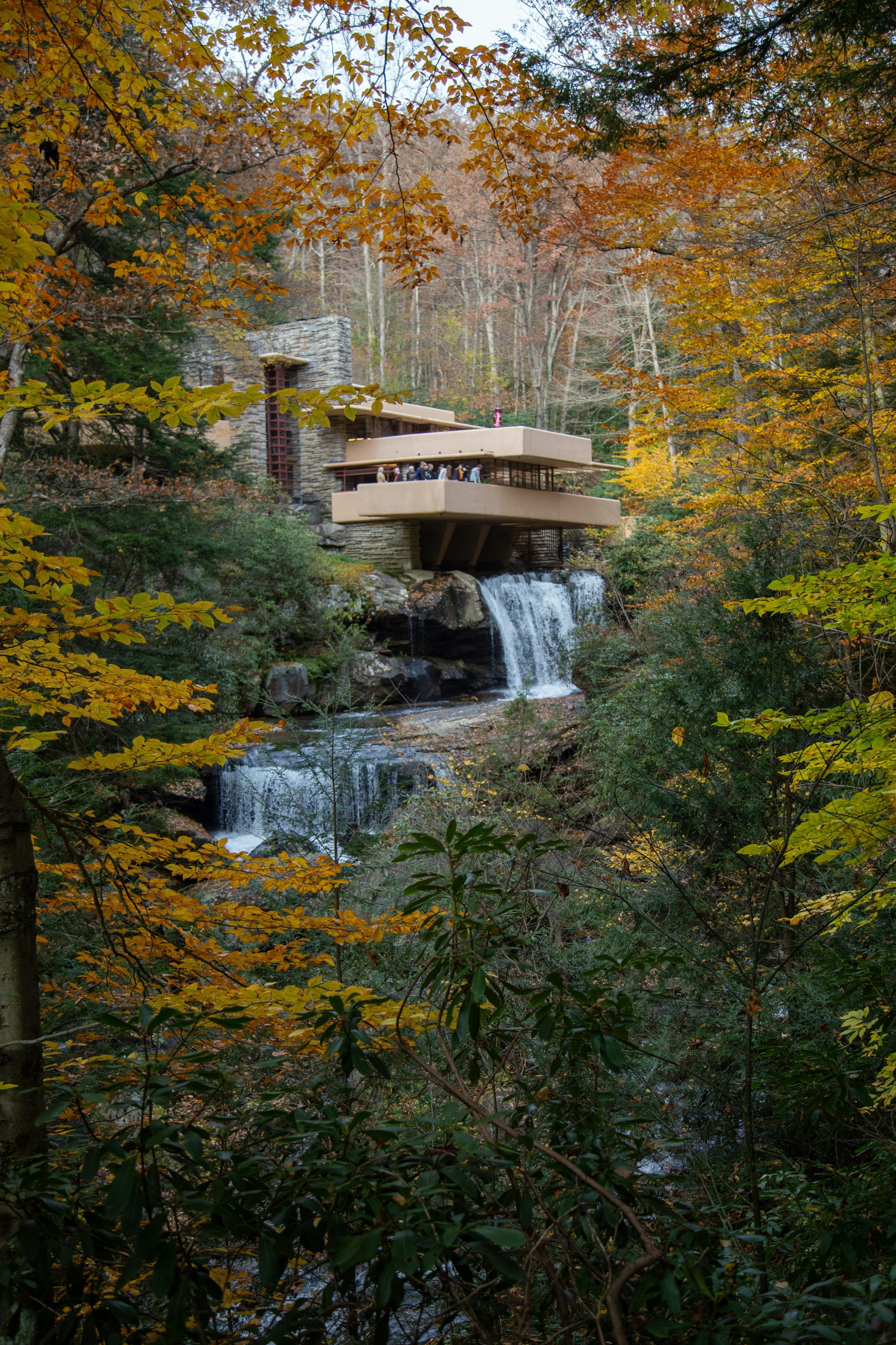 3000x4500 Fallingwater Picture. Download Free Image