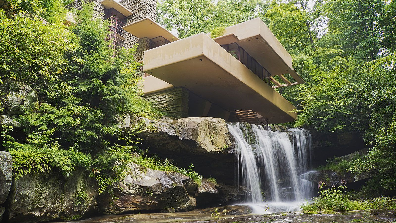 1600x900 Fallingwater