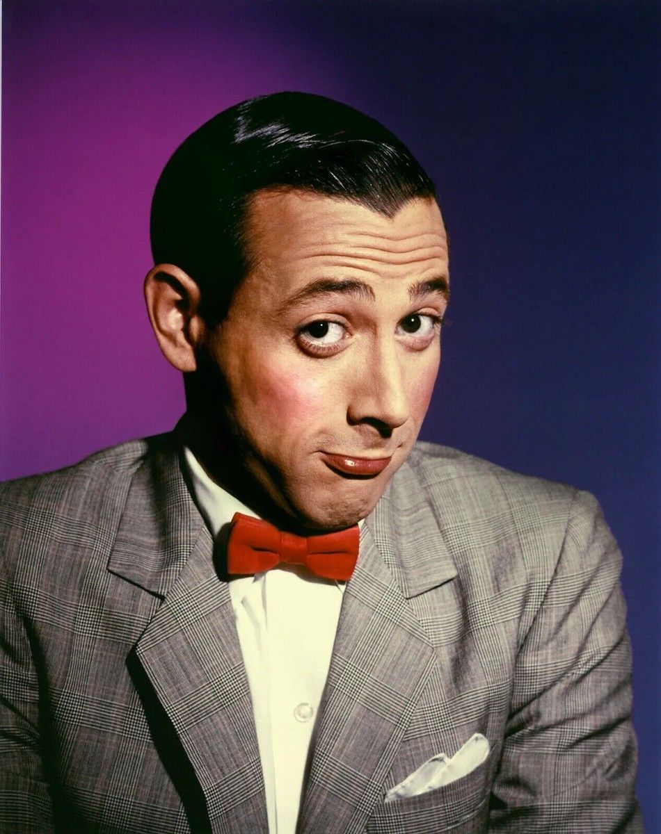 950x1200 Pee Wee Herman In Suit 8x10 Picture Celebrity Print