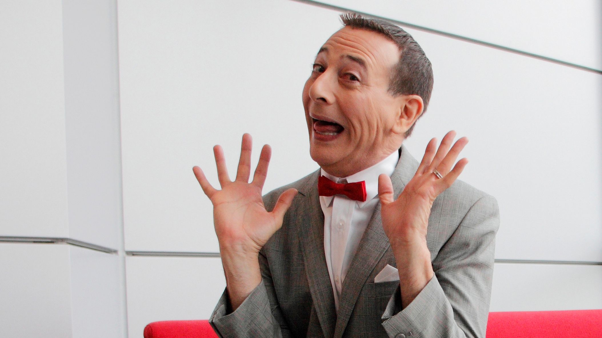 2107x1185 Pee Wee Herman Creator Paul Reubens Dies At 70