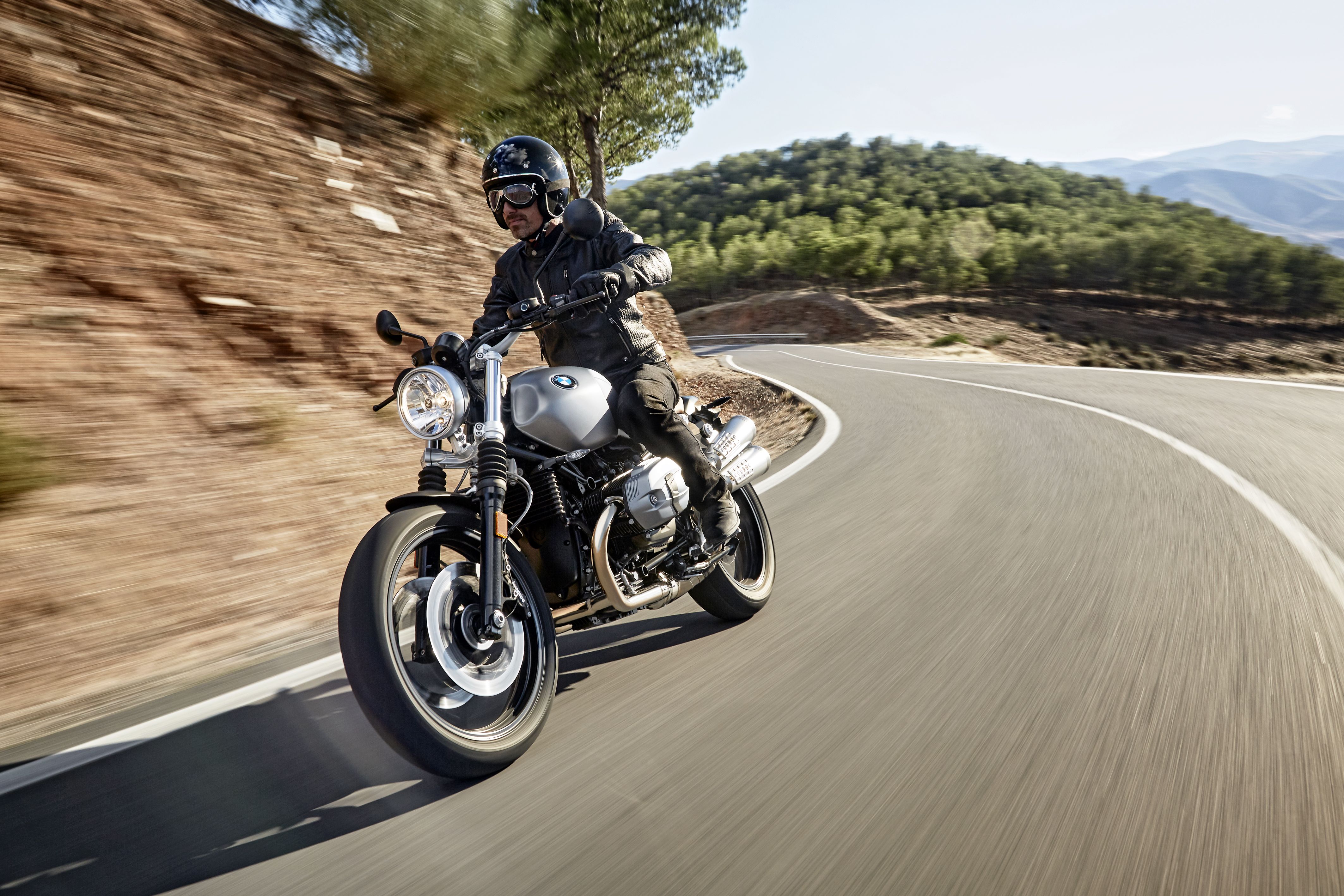 4252x2835 The new BMW R nineT Scrambler