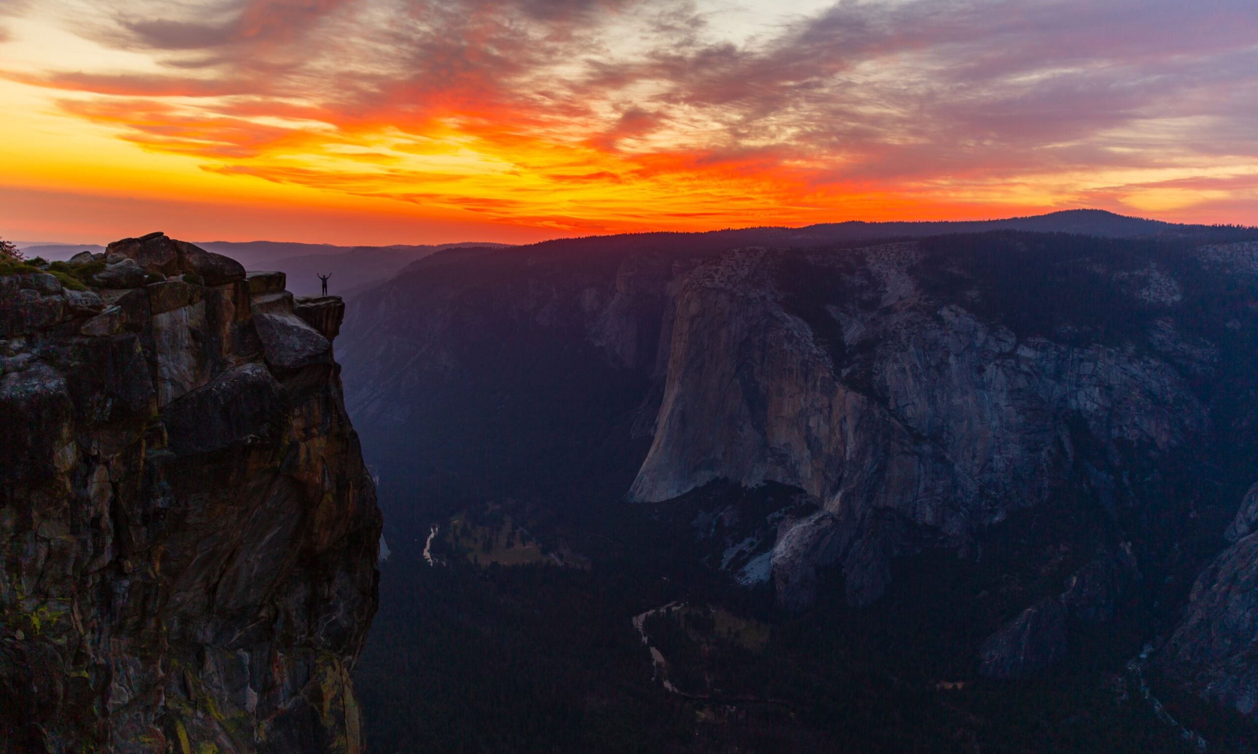 2560x1535 The Best Places to Watch & Photograph the Sunset in Yosemite National Park