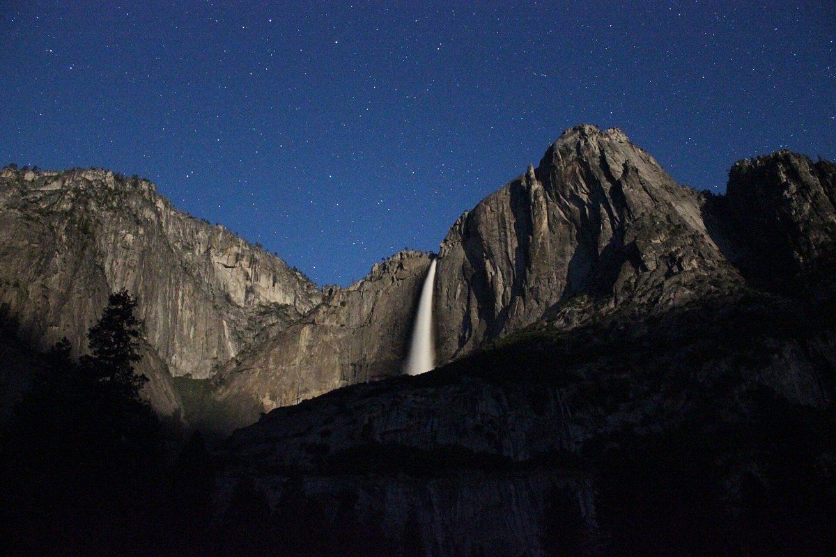 1200x800 Starry Skies Over Yosemite You SHOULD Know Before Going 2026 (with Reviews)