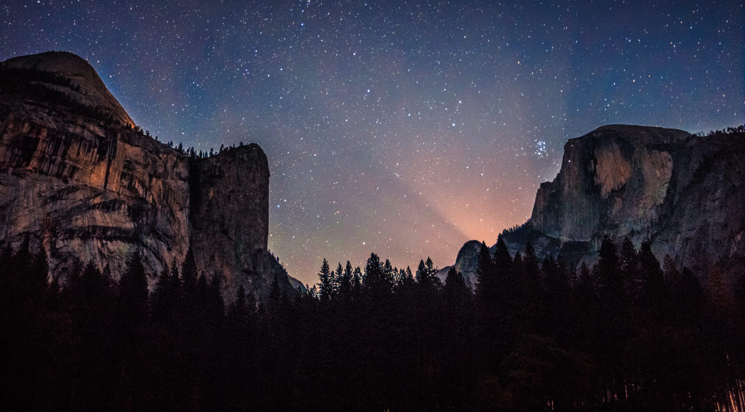 2560x1418 Yosemite Mariposa County Stargazing: Constellations and Cosmic Dust. Discover Yosemite National Park