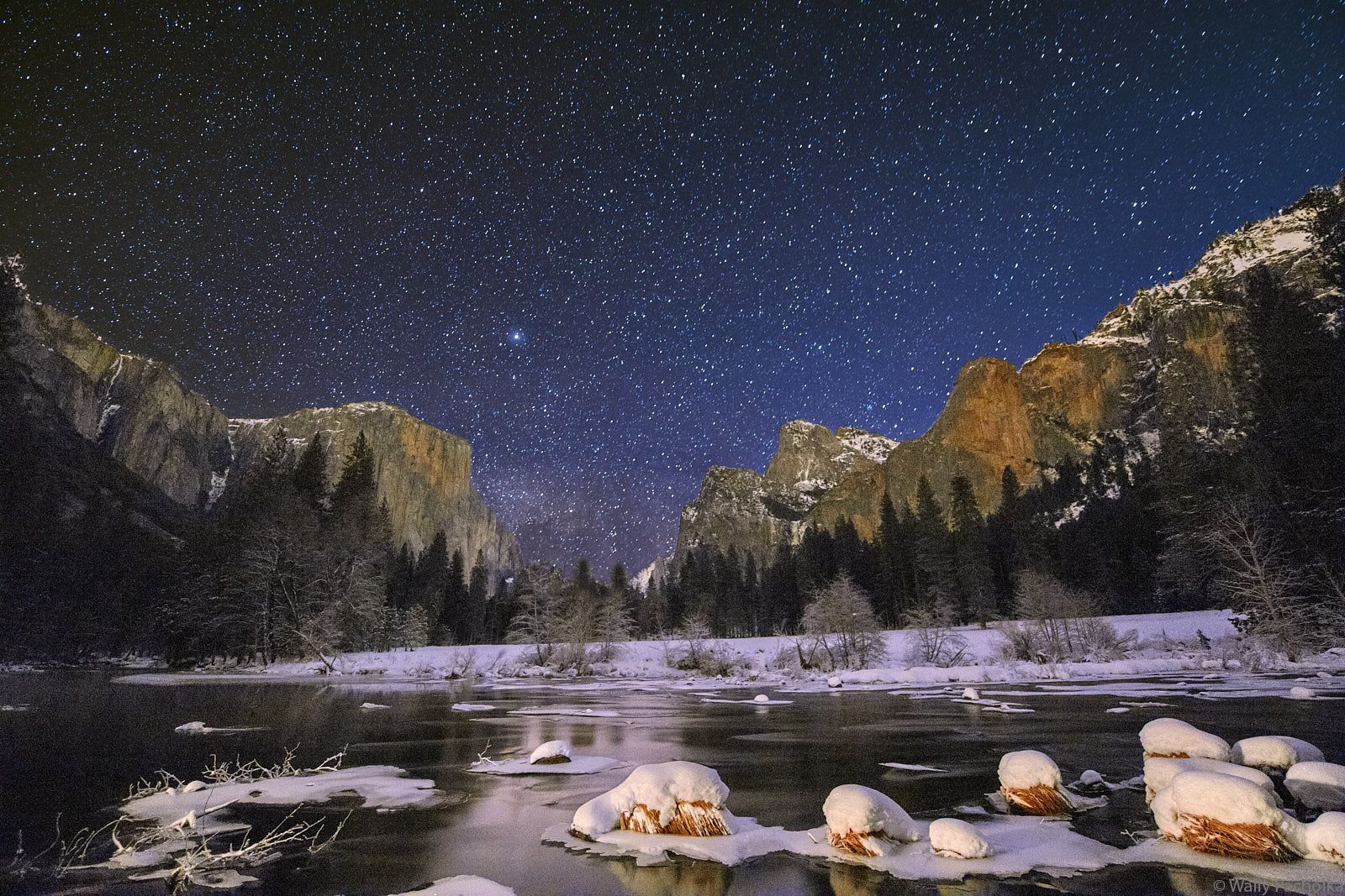 1600x1067 Yosemite's El Capitan at Night. Yosemite National Park. Wally Pacholka Photography