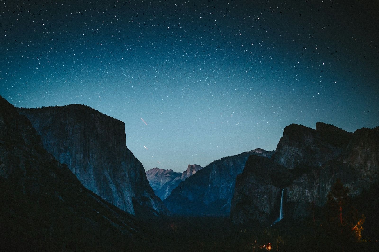 1600x1066 Stargazing in Yosemite: A Guide to the Park's Night Sky Canvas®