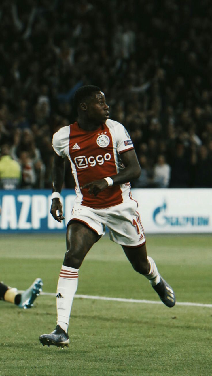 736x1303 Quincy Promes. Deportes, Jugadores de fútbol, Futbol