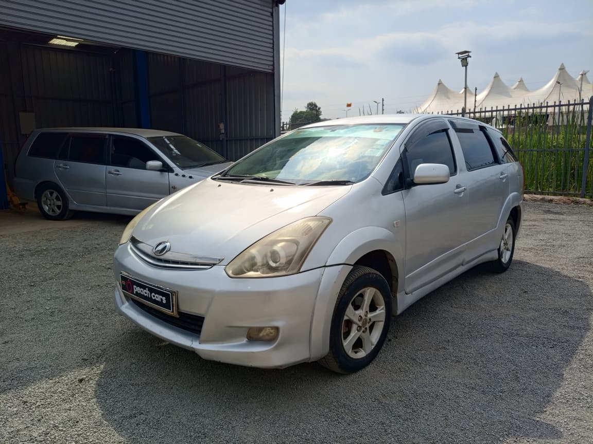 1152x864 TOYOTA Wish