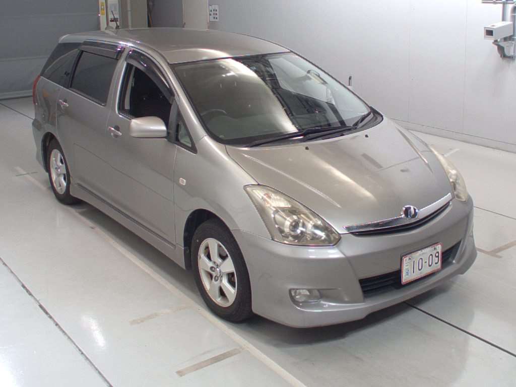 1024x768 Toyota Wish 2006. Buy from Japan