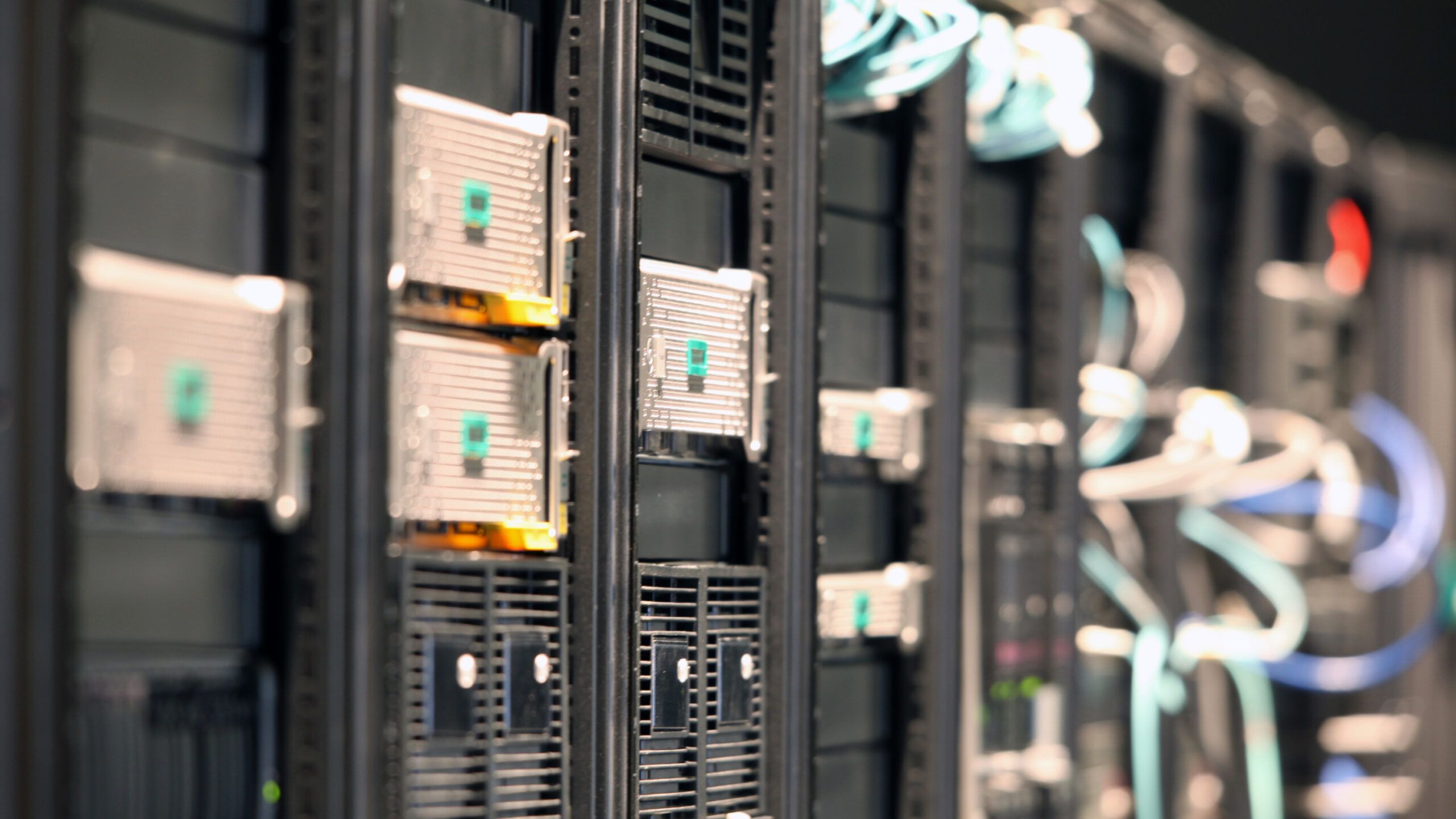 2560x1440 Hewlett Packard Enterprise goes public, splitting HP
