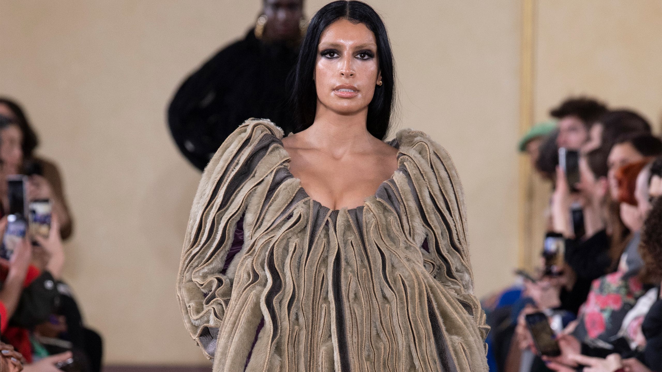 2560x1440 Sevdaliza Just Walked The Y Project Runway At Paris Fashion Week