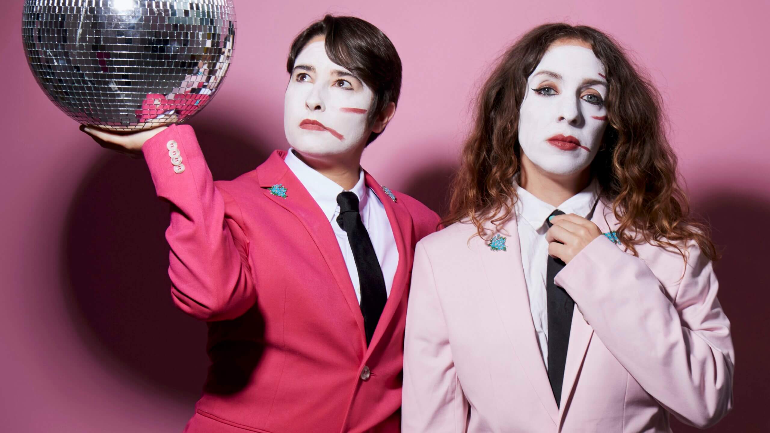 2560x1440 Interview: SH!T Theatre on EVITA TOO