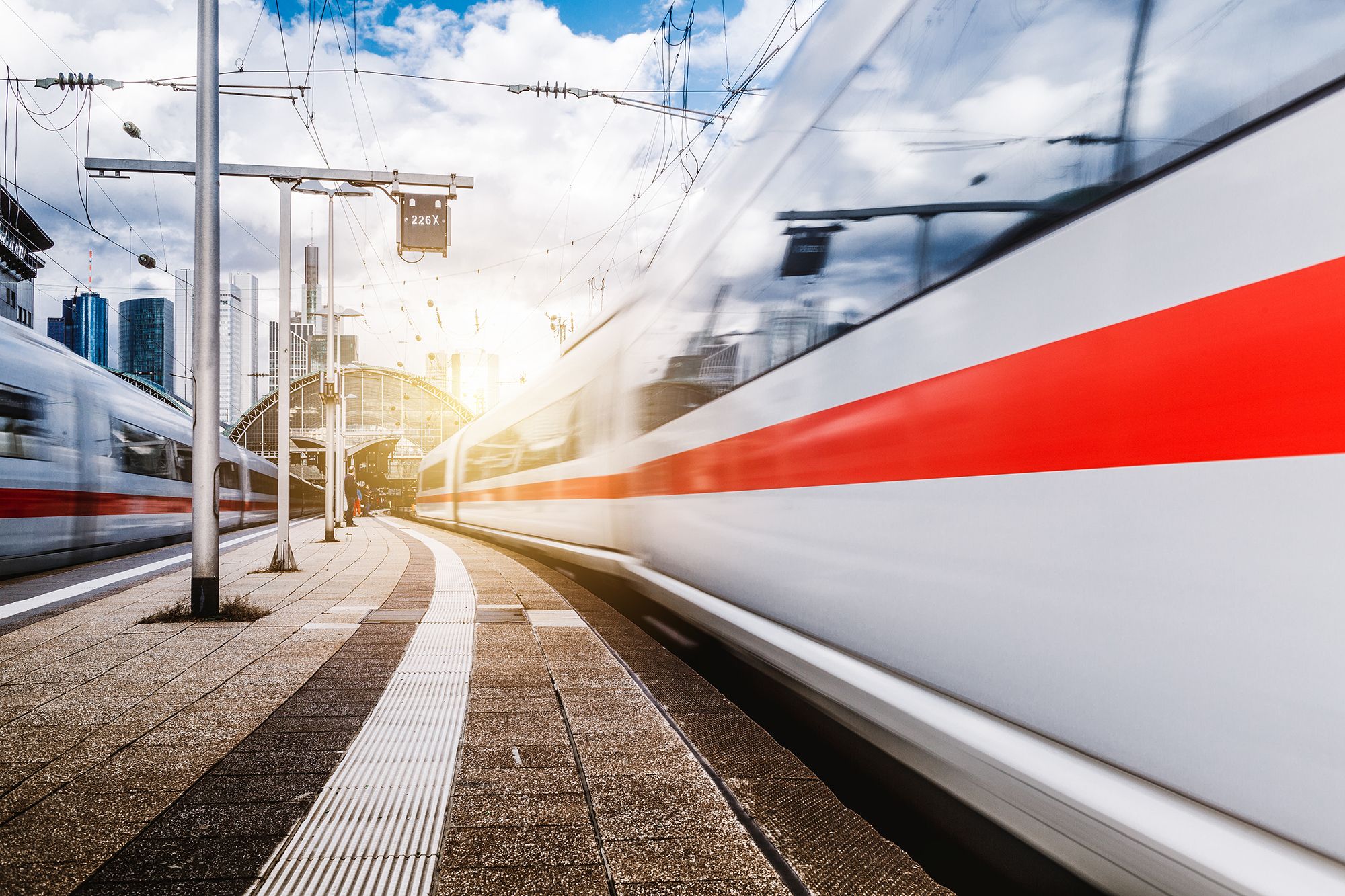 2000x1333 Deutsche Bahn Connected Galley. P3 digital services