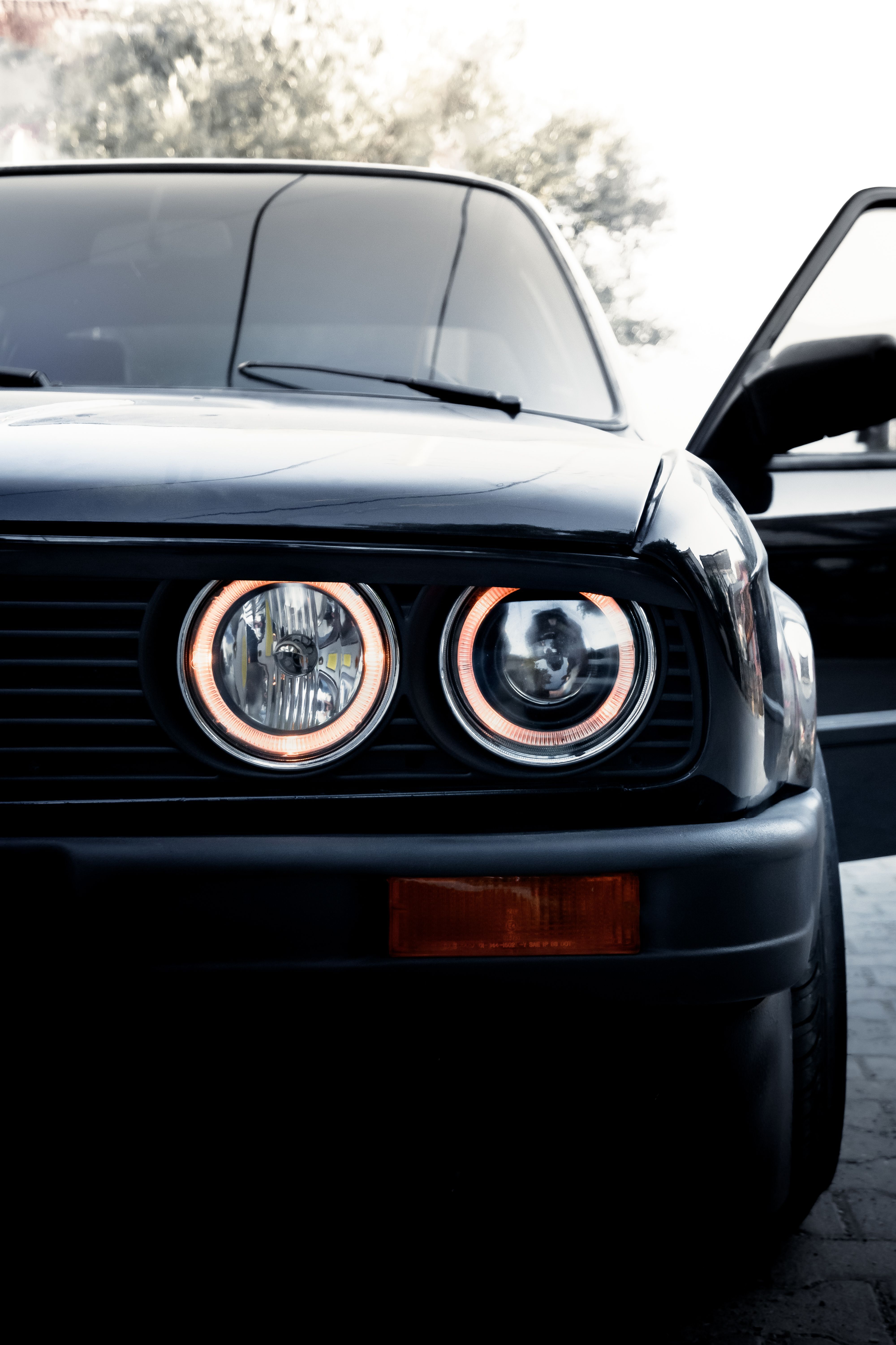 4000x6000 BMW E30 · Free