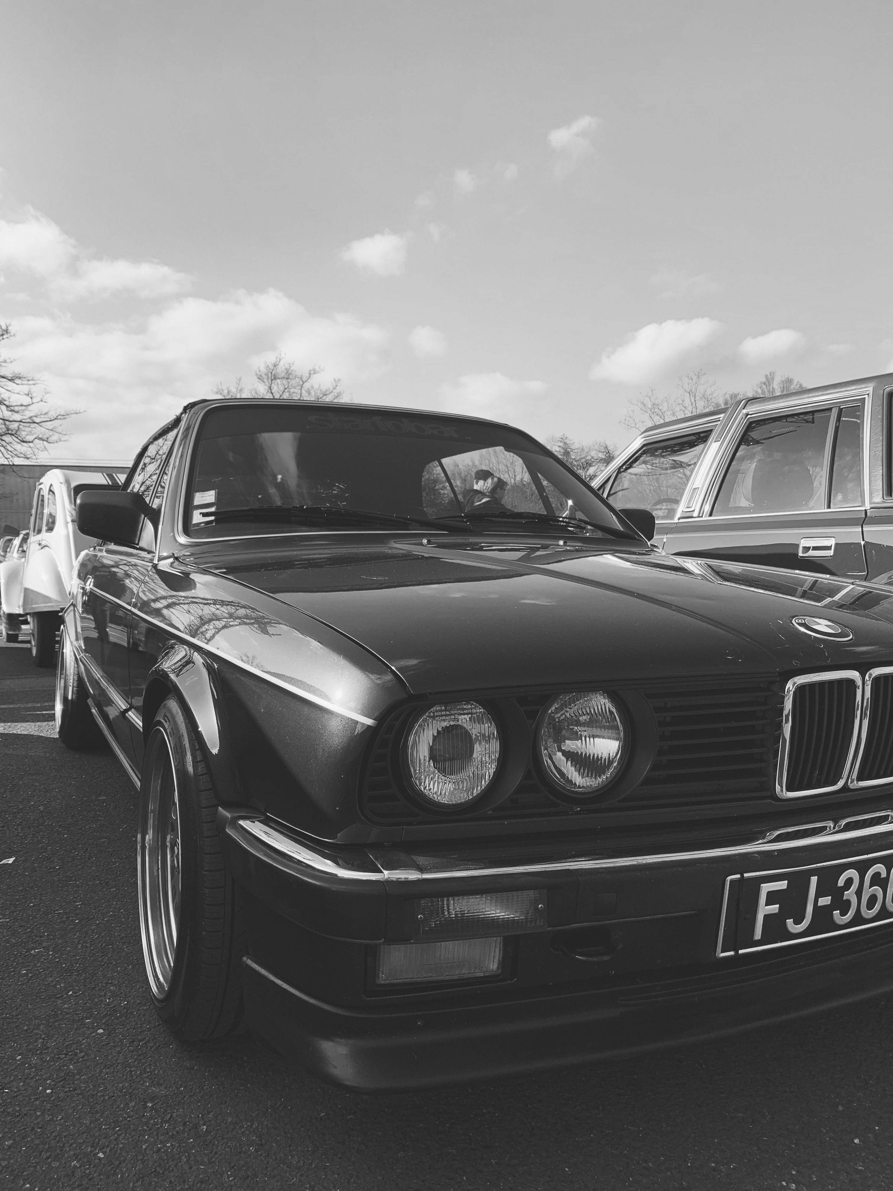 3024x4032 Grayscale Photo of a Car · Free