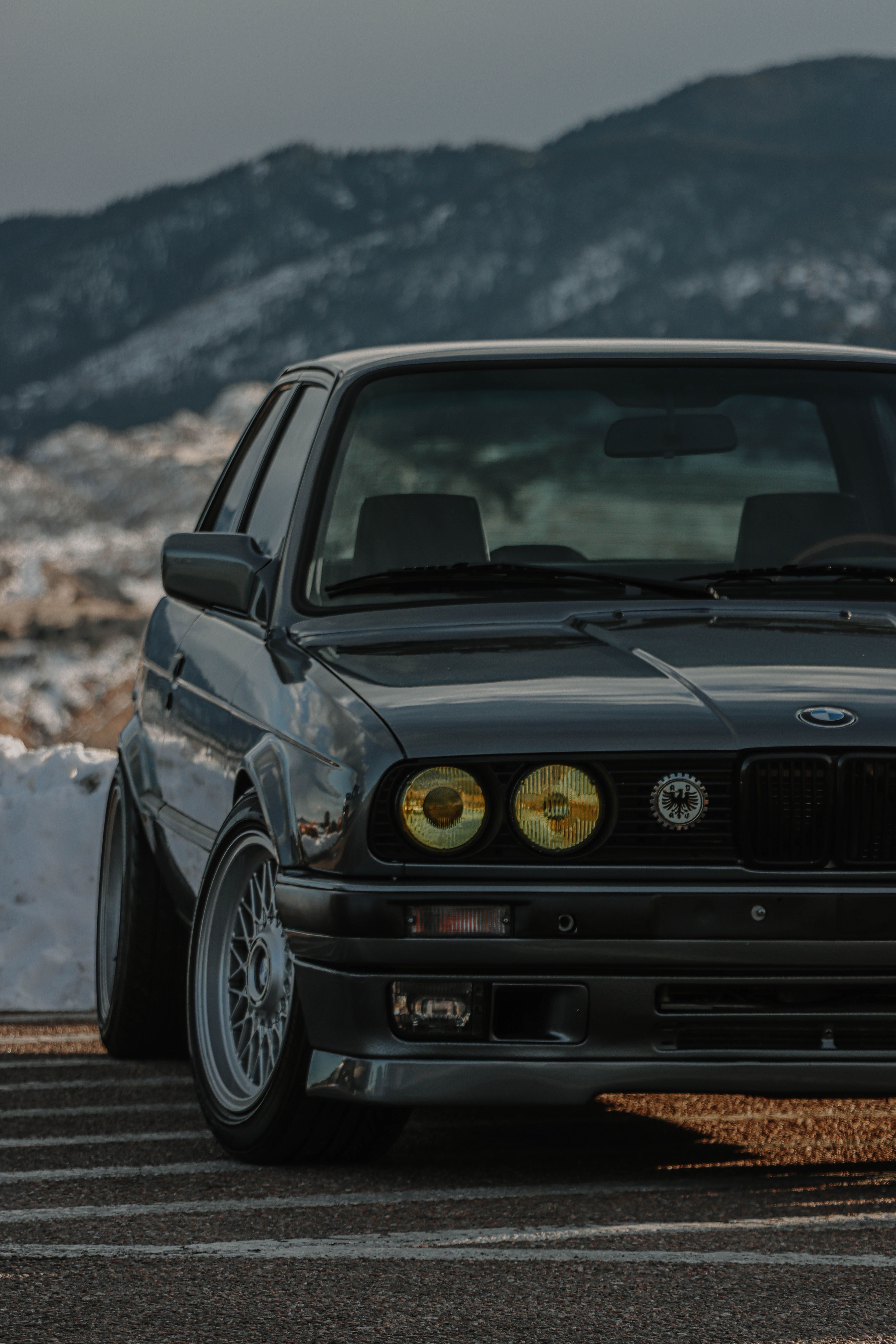 4552x6828 Parked BMW on the Side of the Road · Free