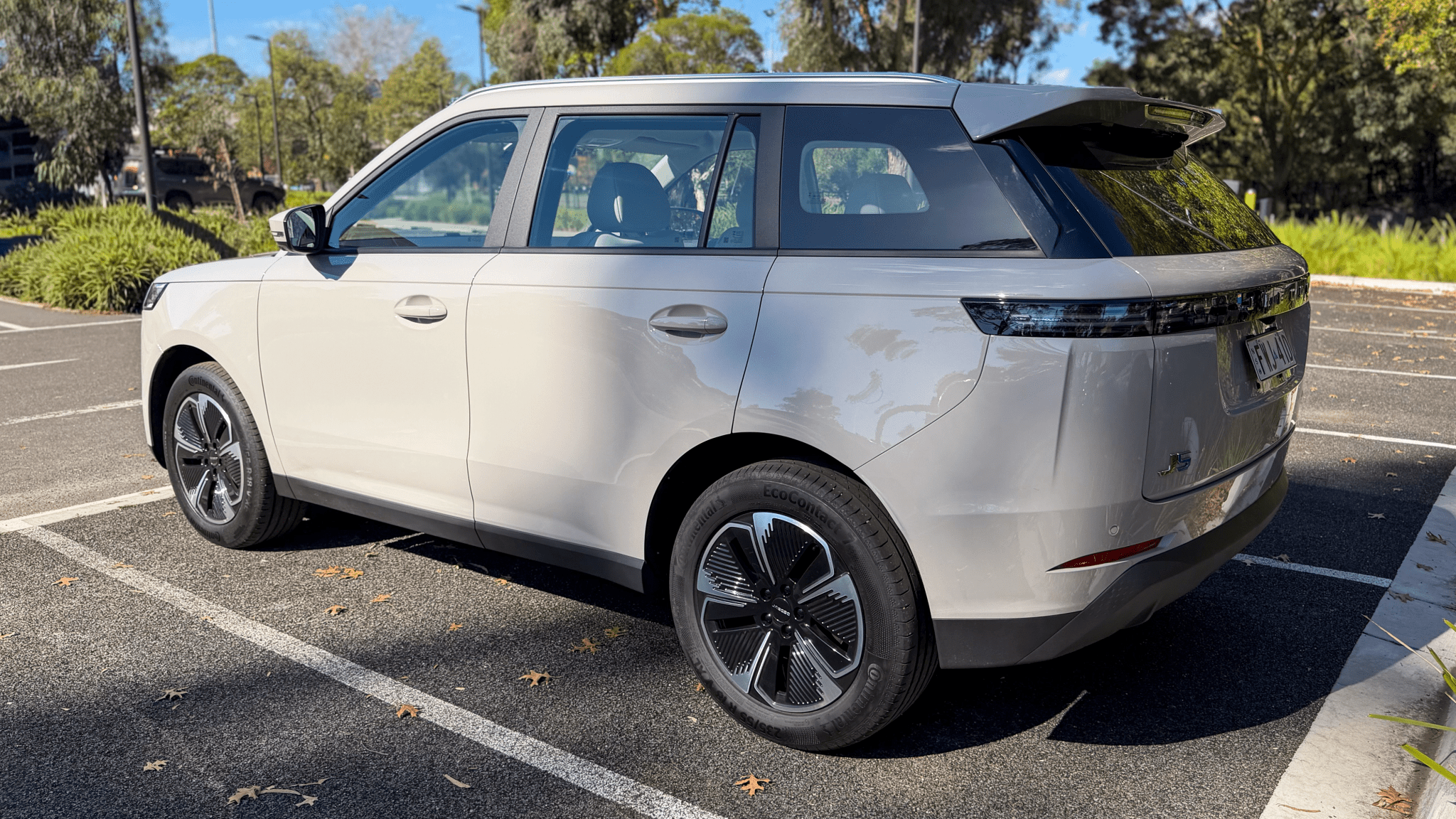 2048x1152 Jaecoo J5 EV review